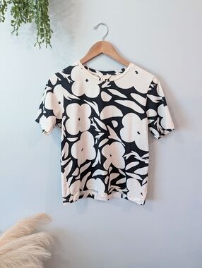 Gorman Black & Cream Floral Tee Size 8